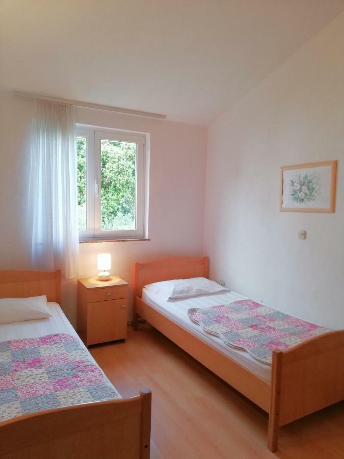 Apartments Roko Lalin Pakoštane Esterno foto
