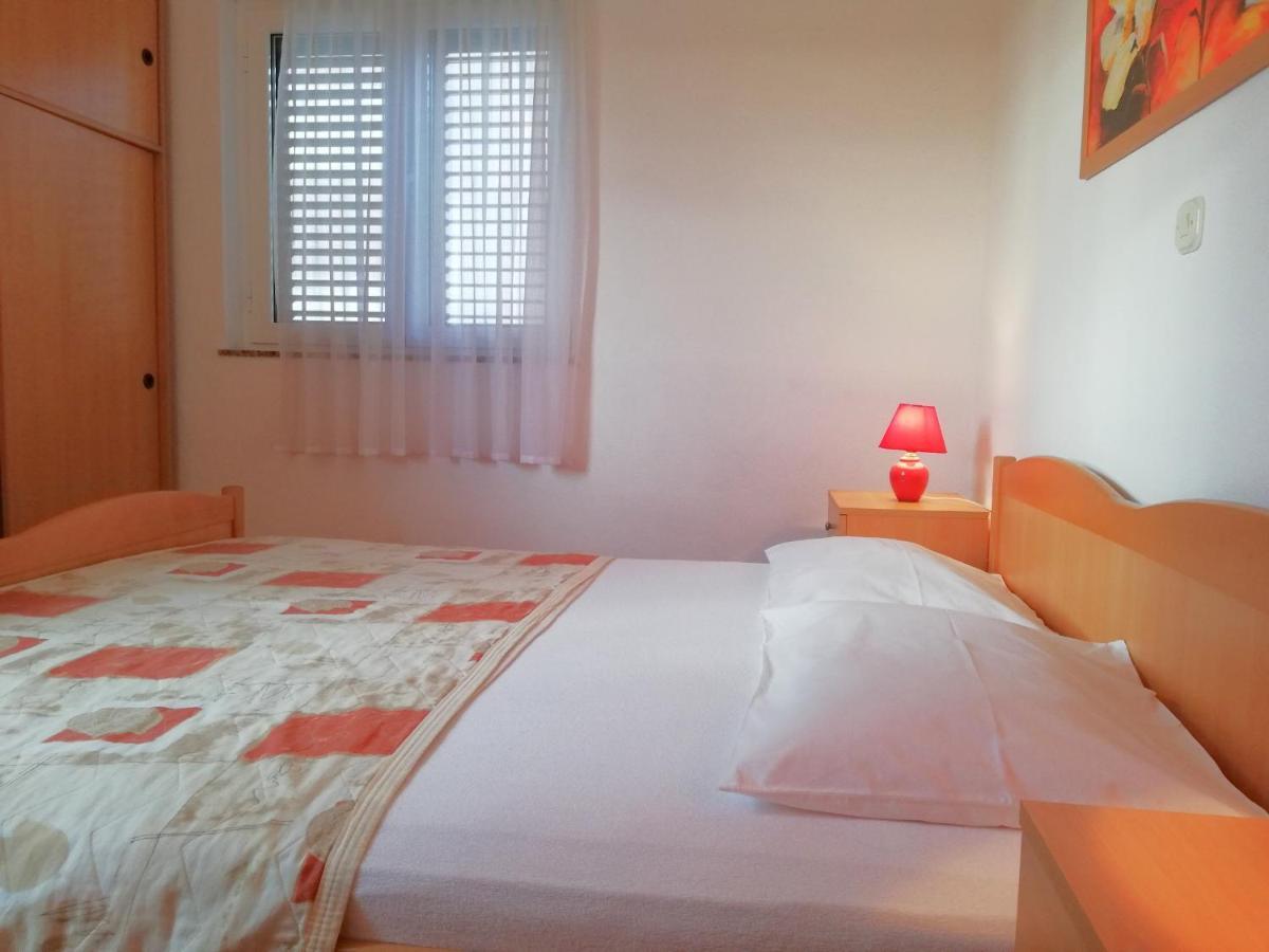 Apartments Roko Lalin Pakoštane Esterno foto