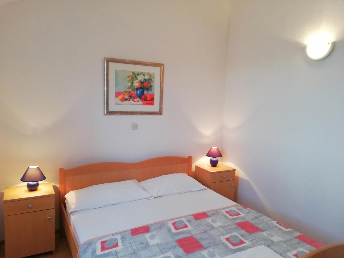 Apartments Roko Lalin Pakoštane Esterno foto